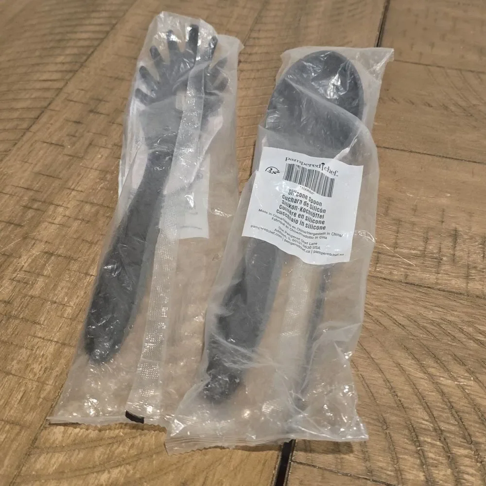 Set NEW Pampered Chef Silicone Spoon & Pasta Fork 100684 100683 Black